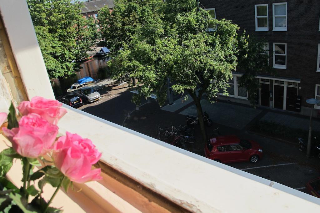 Bed and Breakfast Wild Roses Amsterdam Exterior foto
